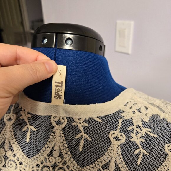 Spell & the Gypsy Collective Ophelia Lace Duster, S, EUC - Picture 7 of 7